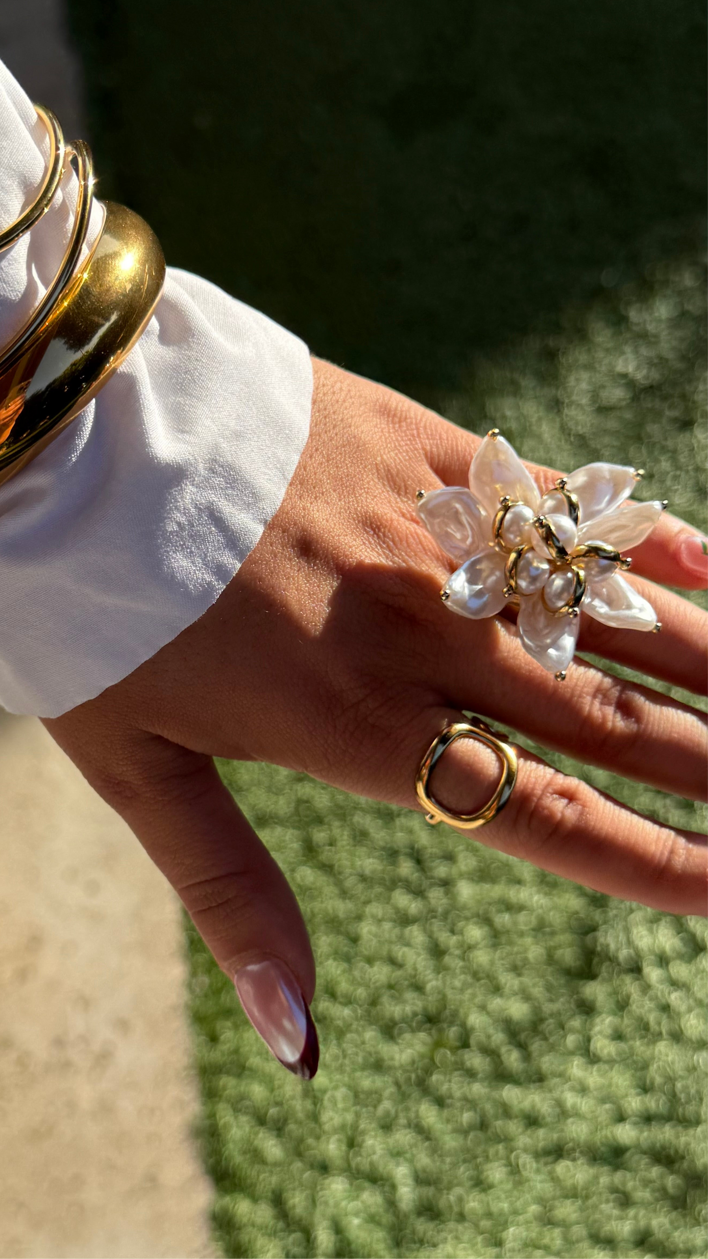 Flora Pearl Ring