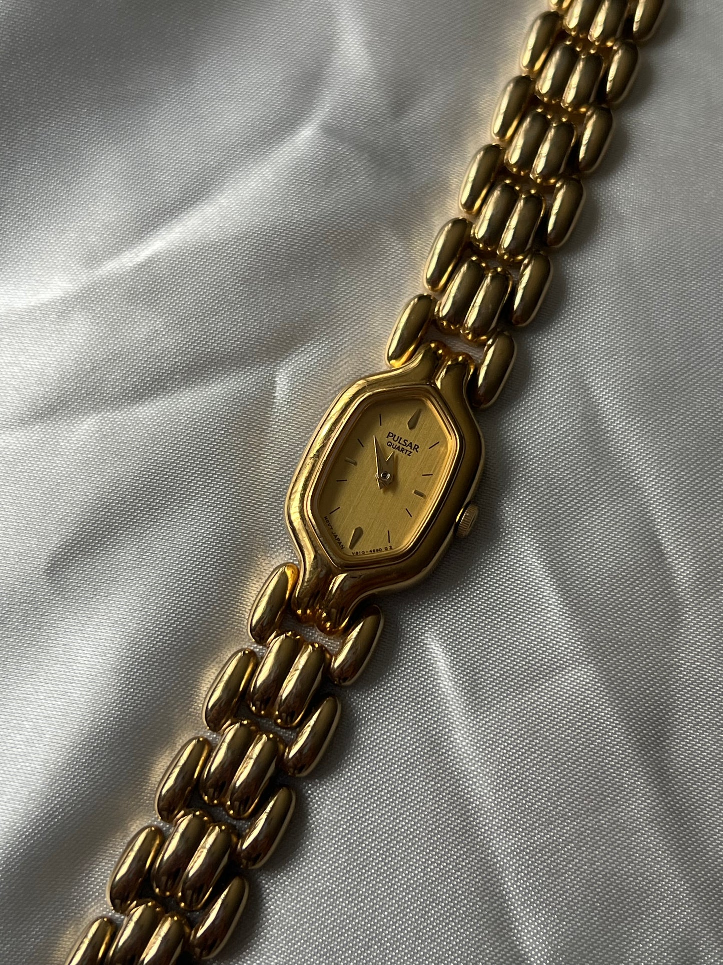 7.5” Gold Pulsar Watch