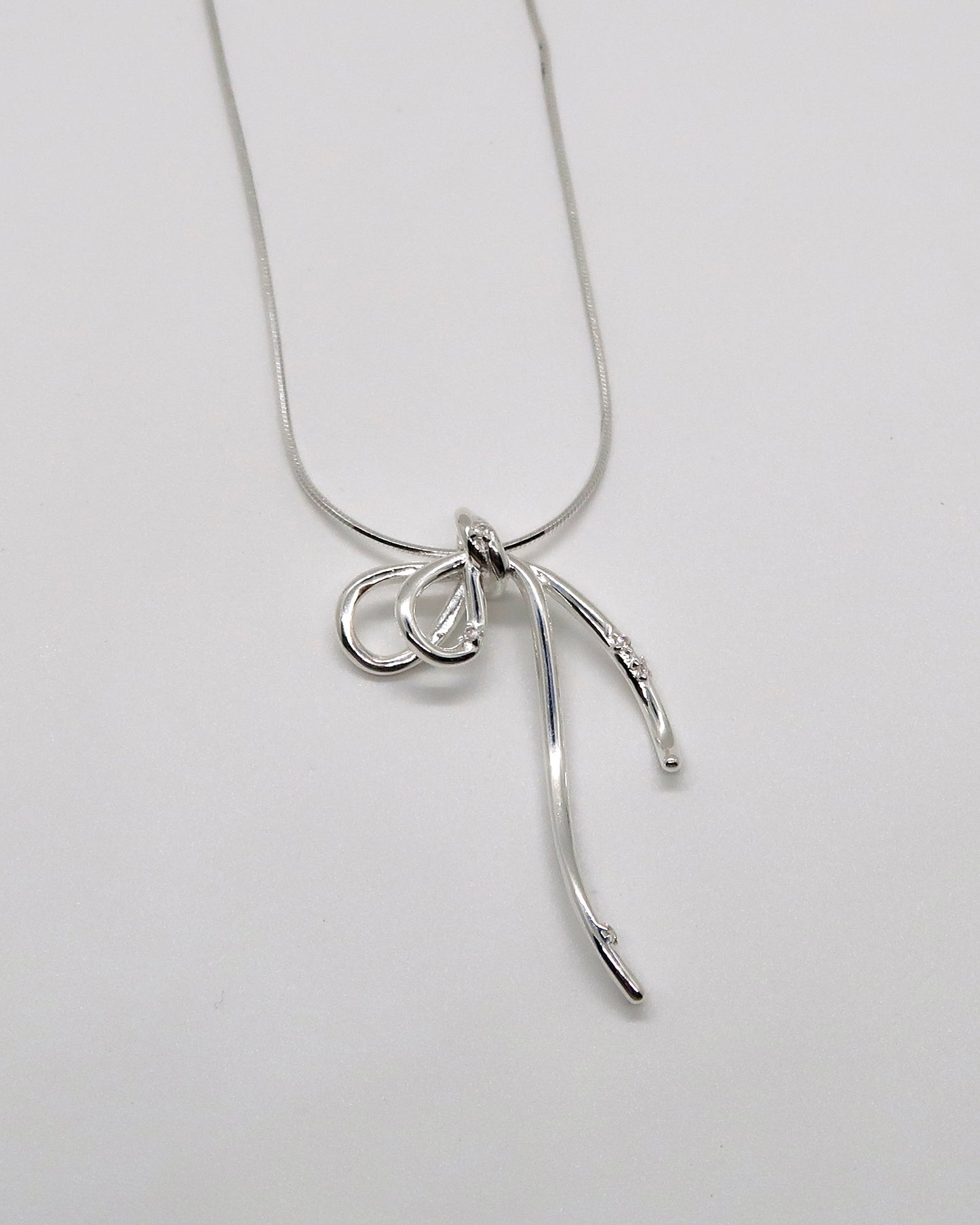 Silver Bow Necklace