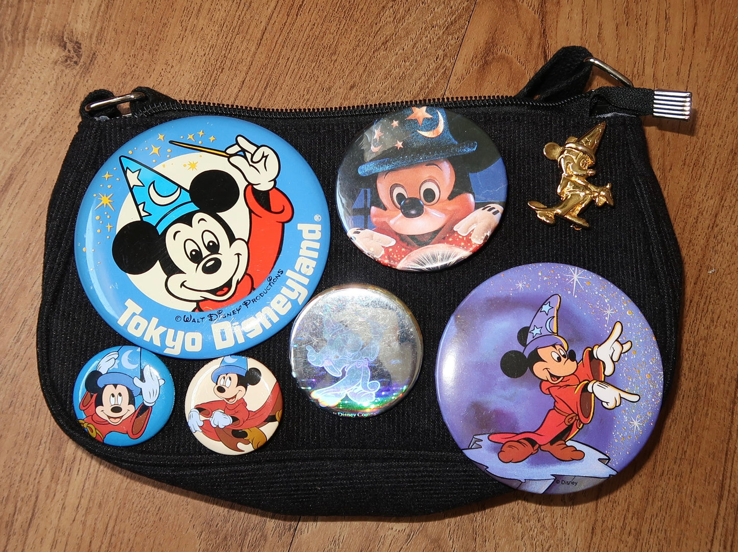 Sorcerer Mickey Vintage Pins Purse