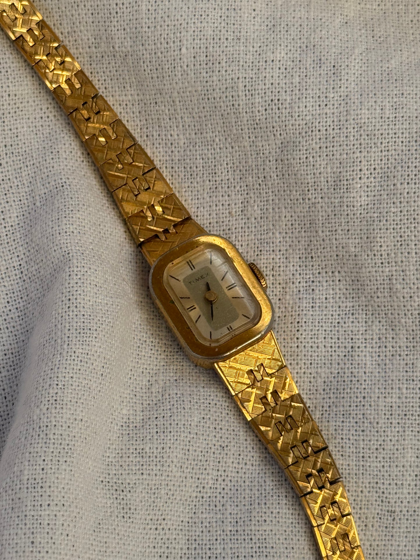 6.25” Vintage Gold Timex Watch