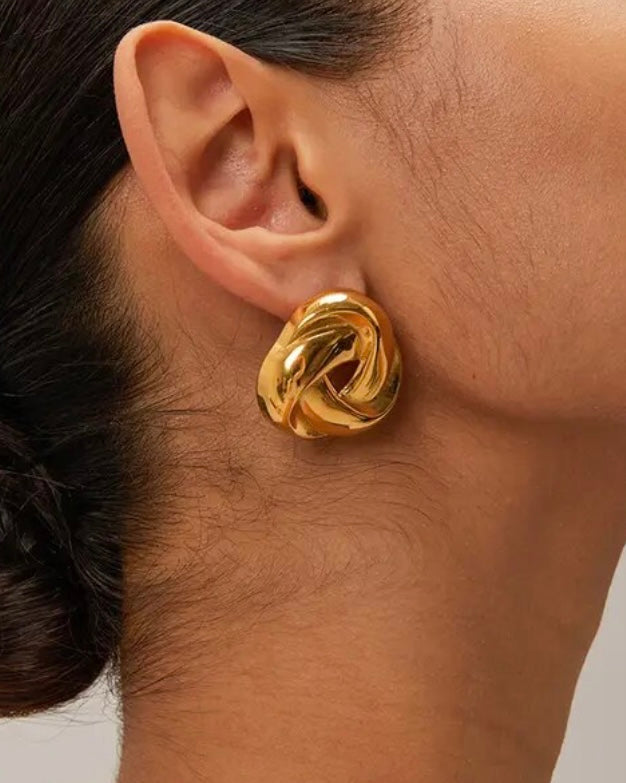 Sonia Gold Earrings