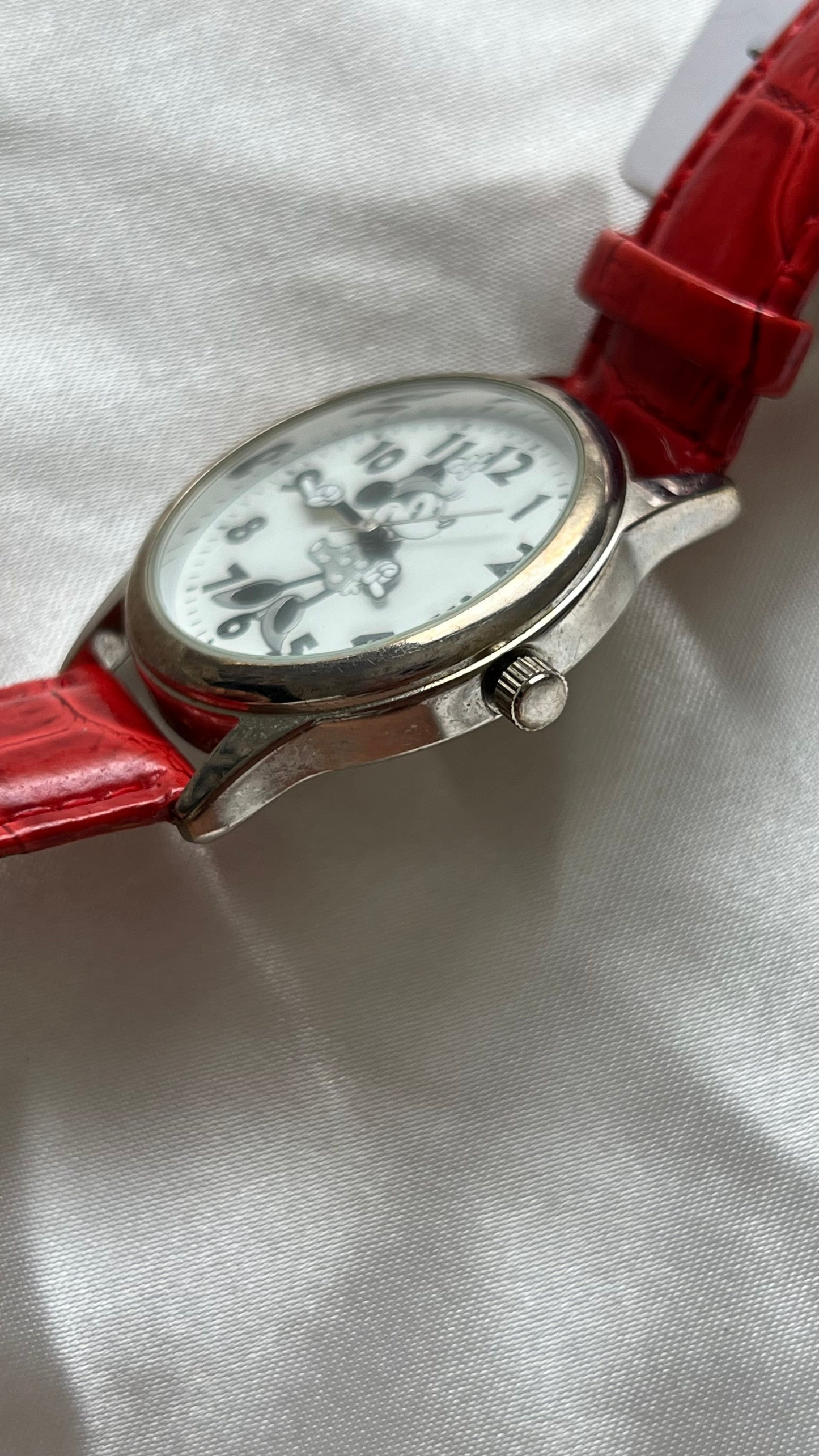 Minnie Red Leather Watch