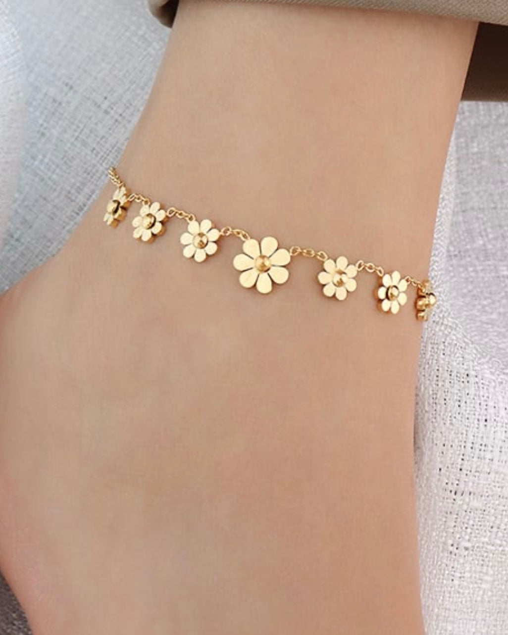 Eleanor Anklet