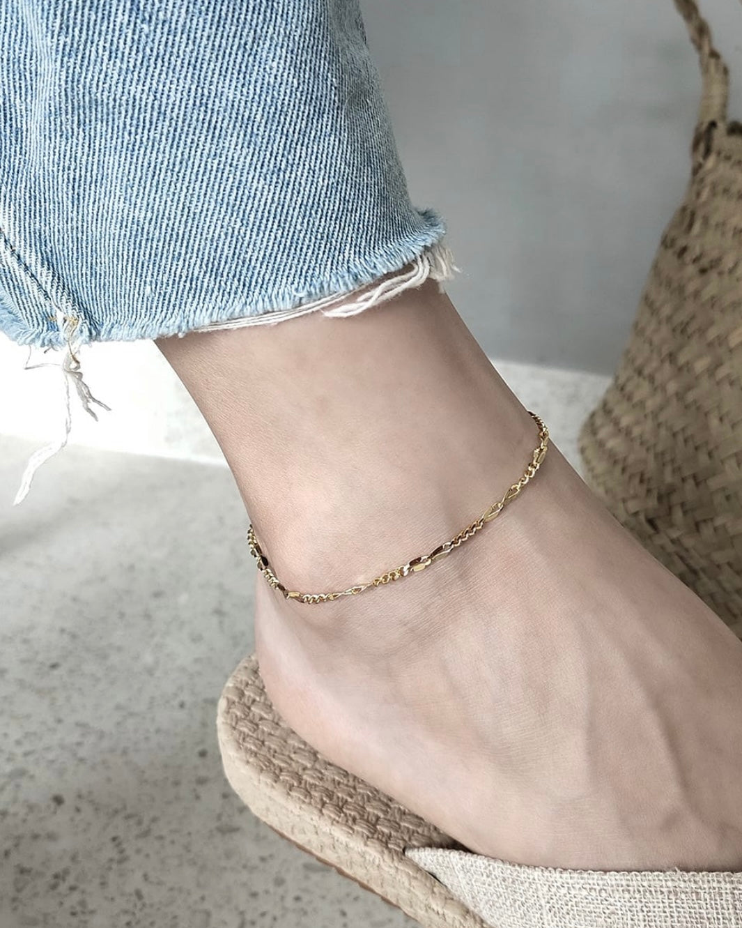 Luisa Anklet