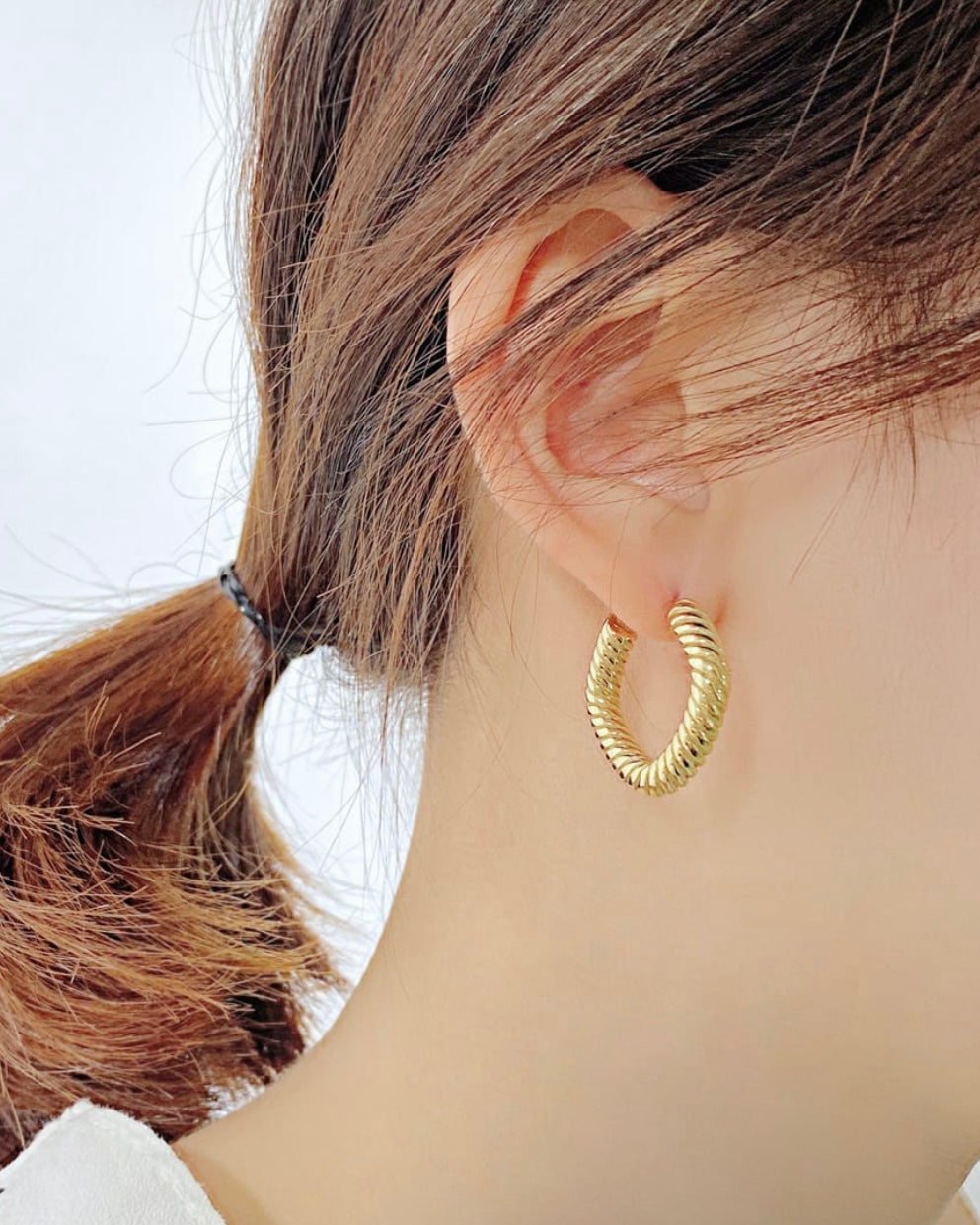 Paola Hoop Earrings